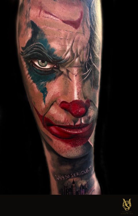 Tatouage réaliste couleur, Joker, mollet, par Matilda